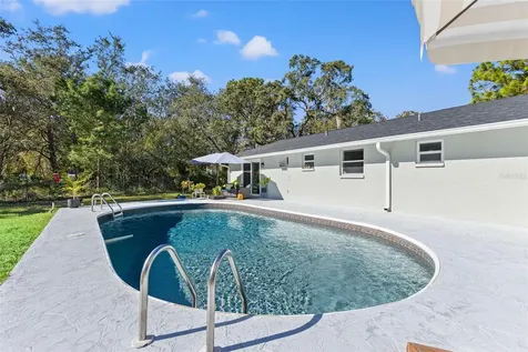 17504 Thomas Boulevard Hudson FL 34667