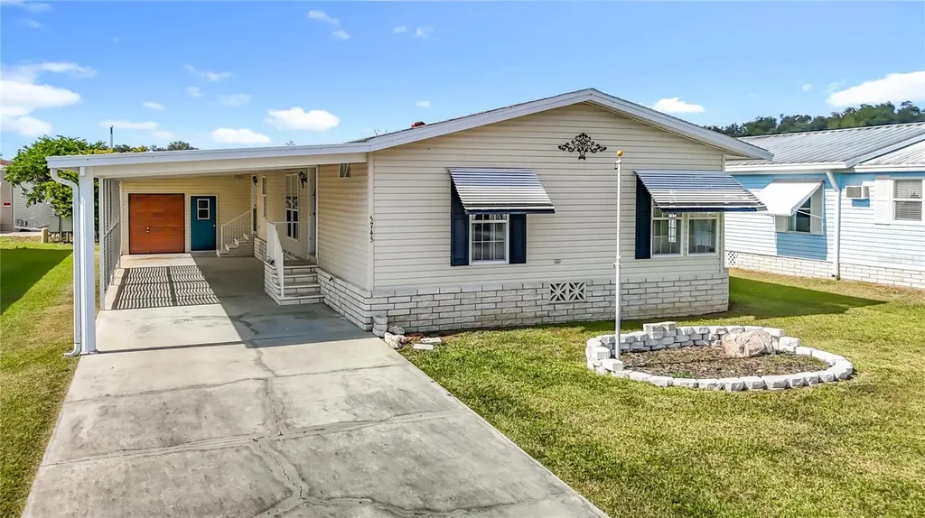 5745 Pawnee Street Zephyrhills FL 33542