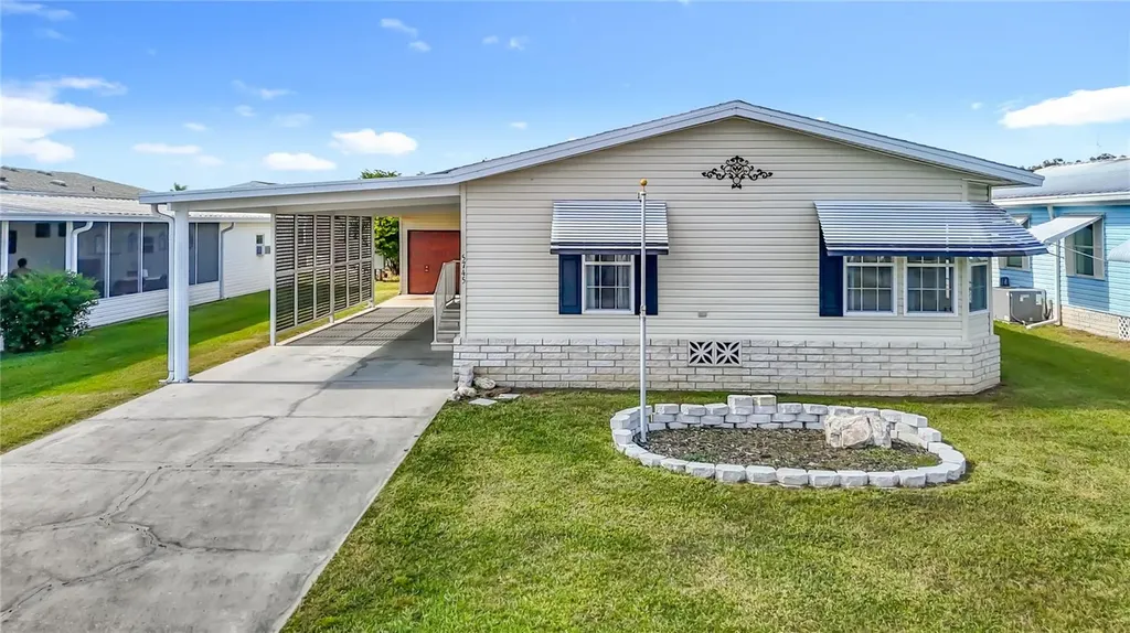 5745 Pawnee Street Zephyrhills FL 33542