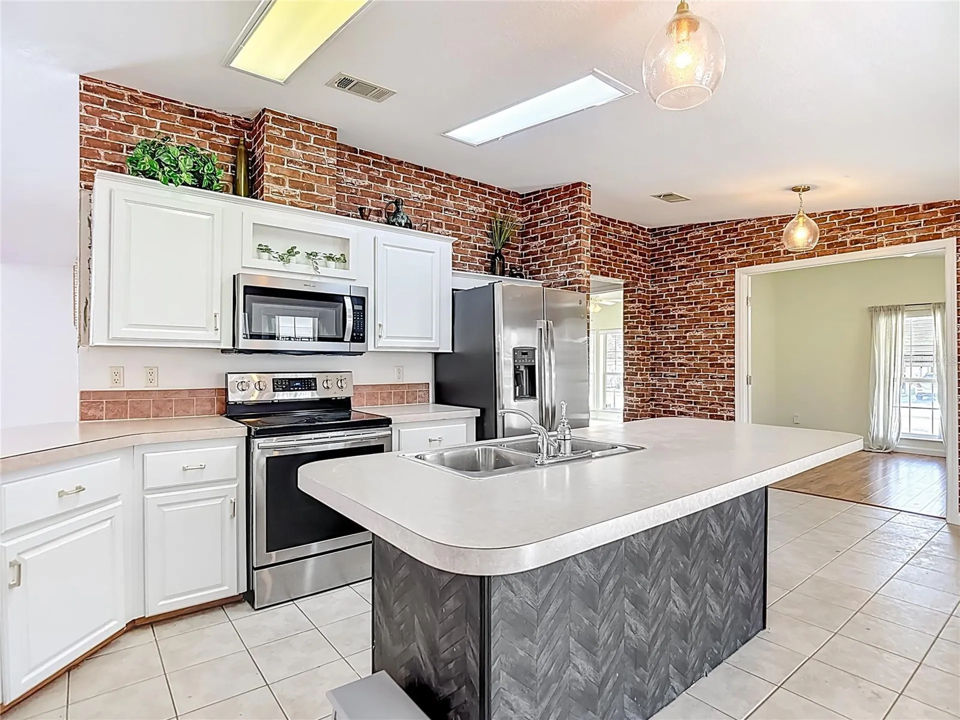 5745 Pawnee Street Zephyrhills FL 33542