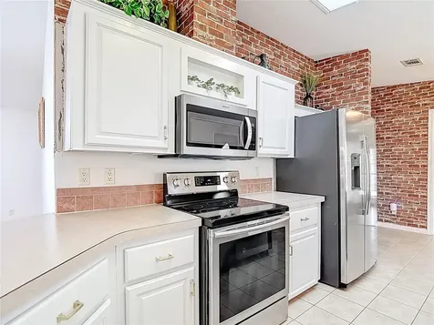 5745 Pawnee Street Zephyrhills FL 33542