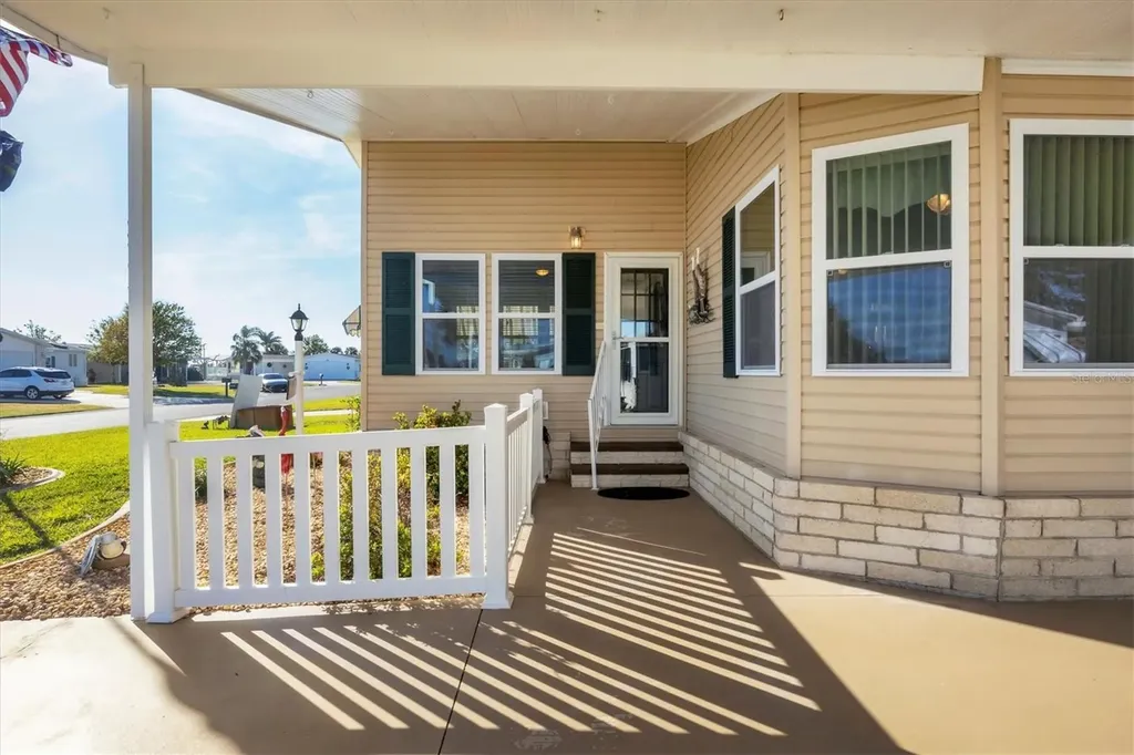 8364 Kinglet Drive Englewood FL 34224