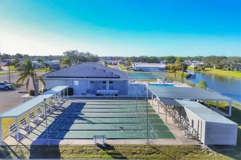 8364 Kinglet Drive Englewood FL 34224