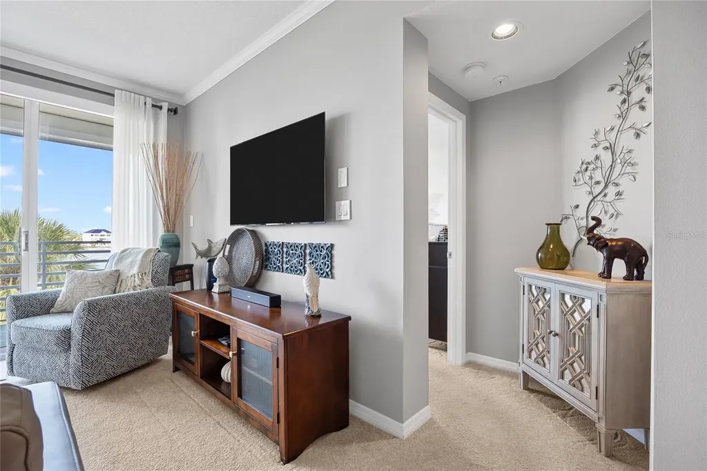 7892 Sailboat Key Boulevard S South Pasadena FL 33707