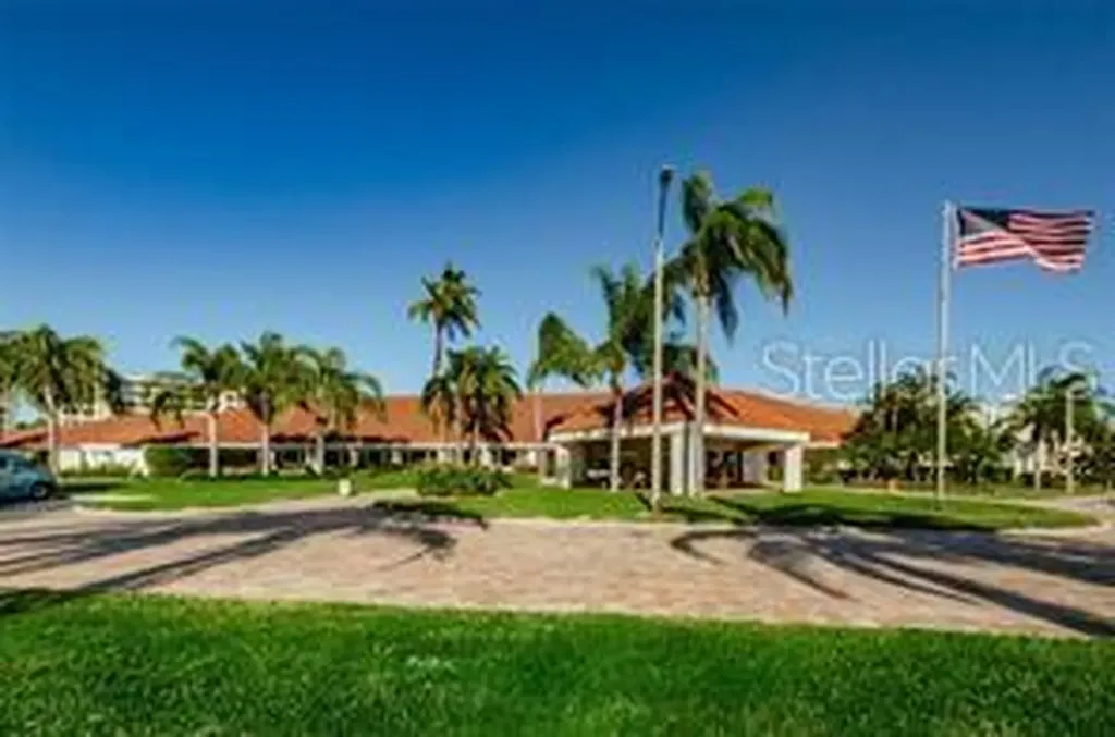 7892 Sailboat Key Boulevard S South Pasadena FL 33707