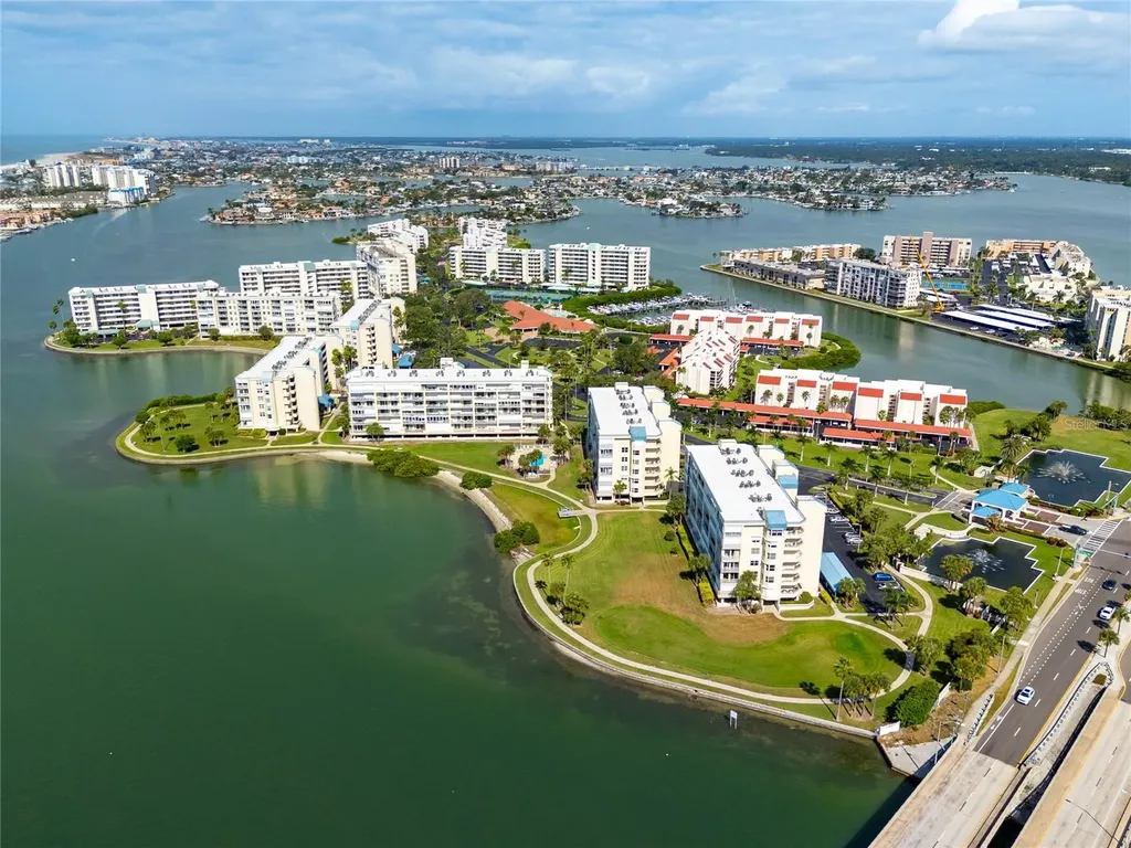 7892 Sailboat Key Boulevard S South Pasadena FL 33707