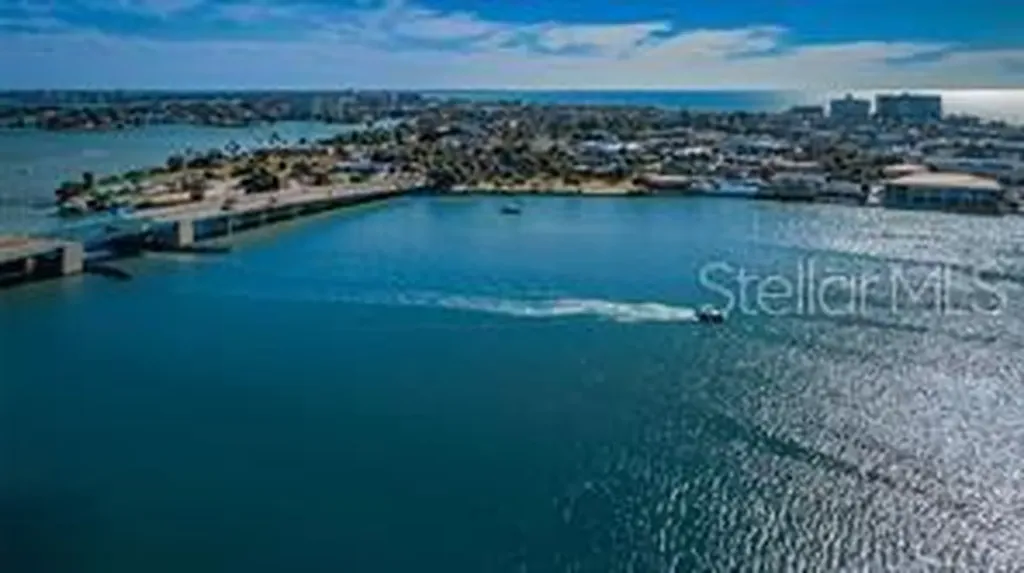 7892 Sailboat Key Boulevard S South Pasadena FL 33707