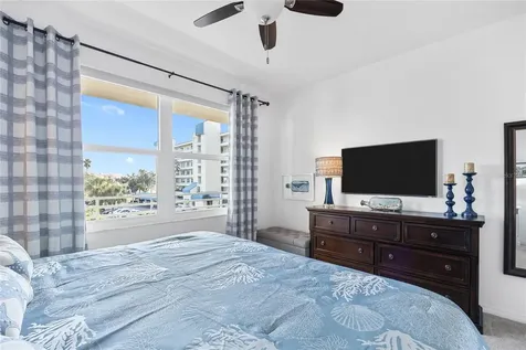 7892 Sailboat Key Boulevard S South Pasadena FL 33707