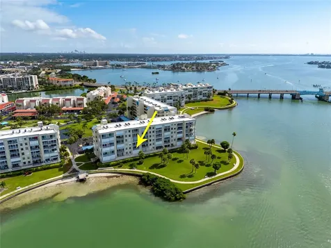 7892 Sailboat Key Boulevard S South Pasadena FL 33707
