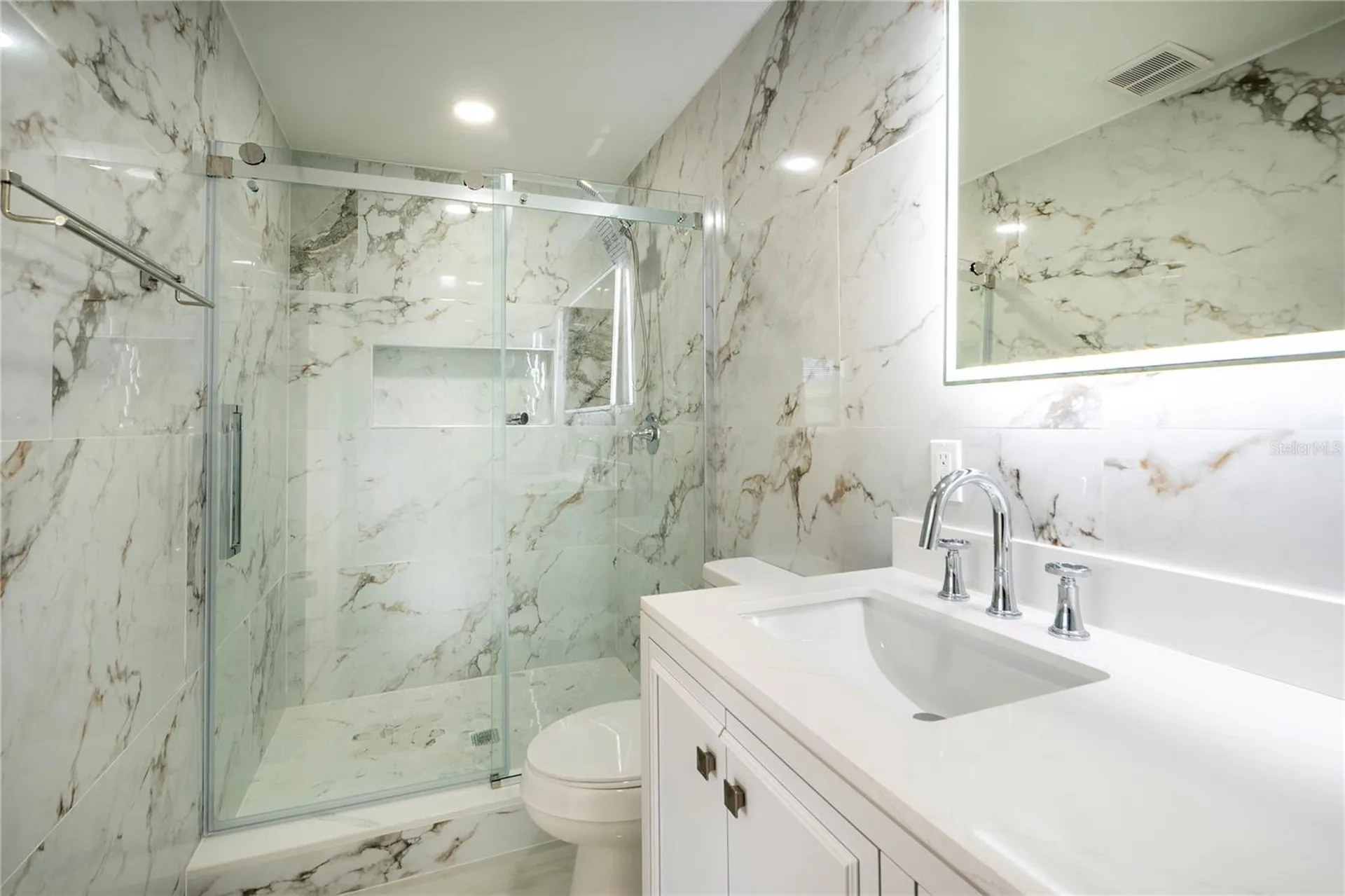 1806 Forest Drive Oldsmar FL 34677