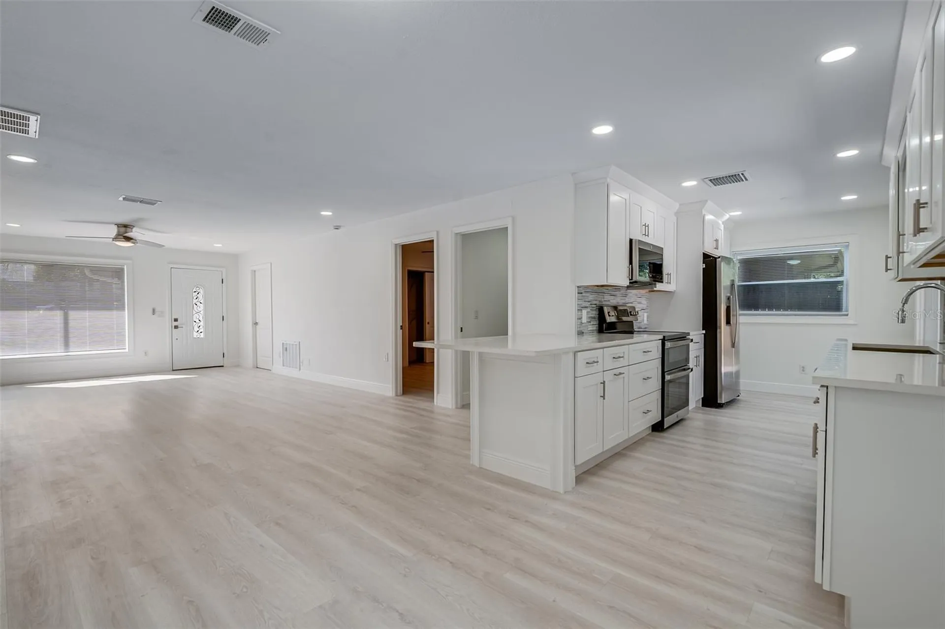 1806 Forest Drive Oldsmar FL 34677