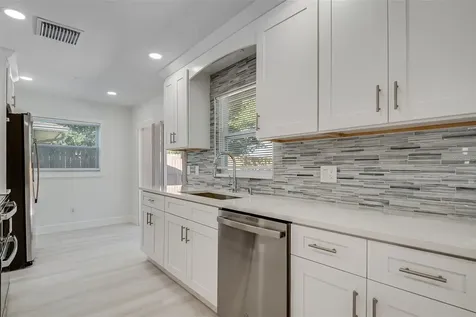1806 Forest Drive Oldsmar FL 34677
