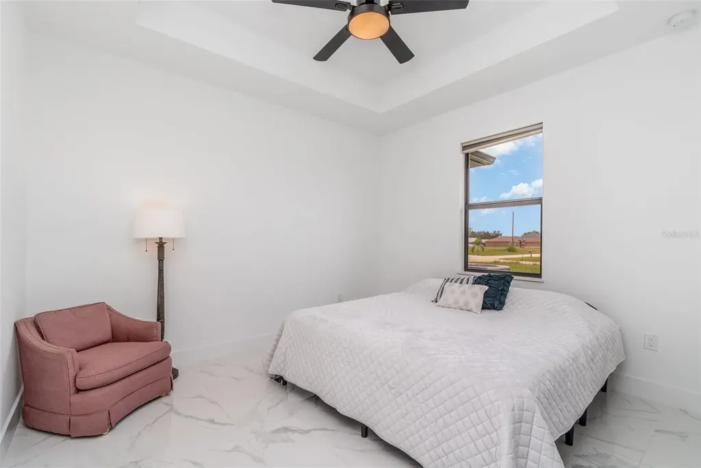 1406 SW 13th Street Cape Coral FL 33991