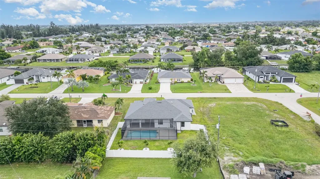1406 SW 13th Street Cape Coral FL 33991