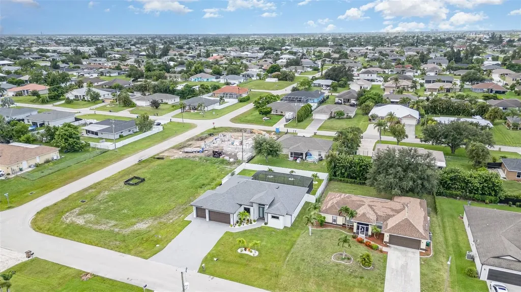 1406 SW 13th Street Cape Coral FL 33991