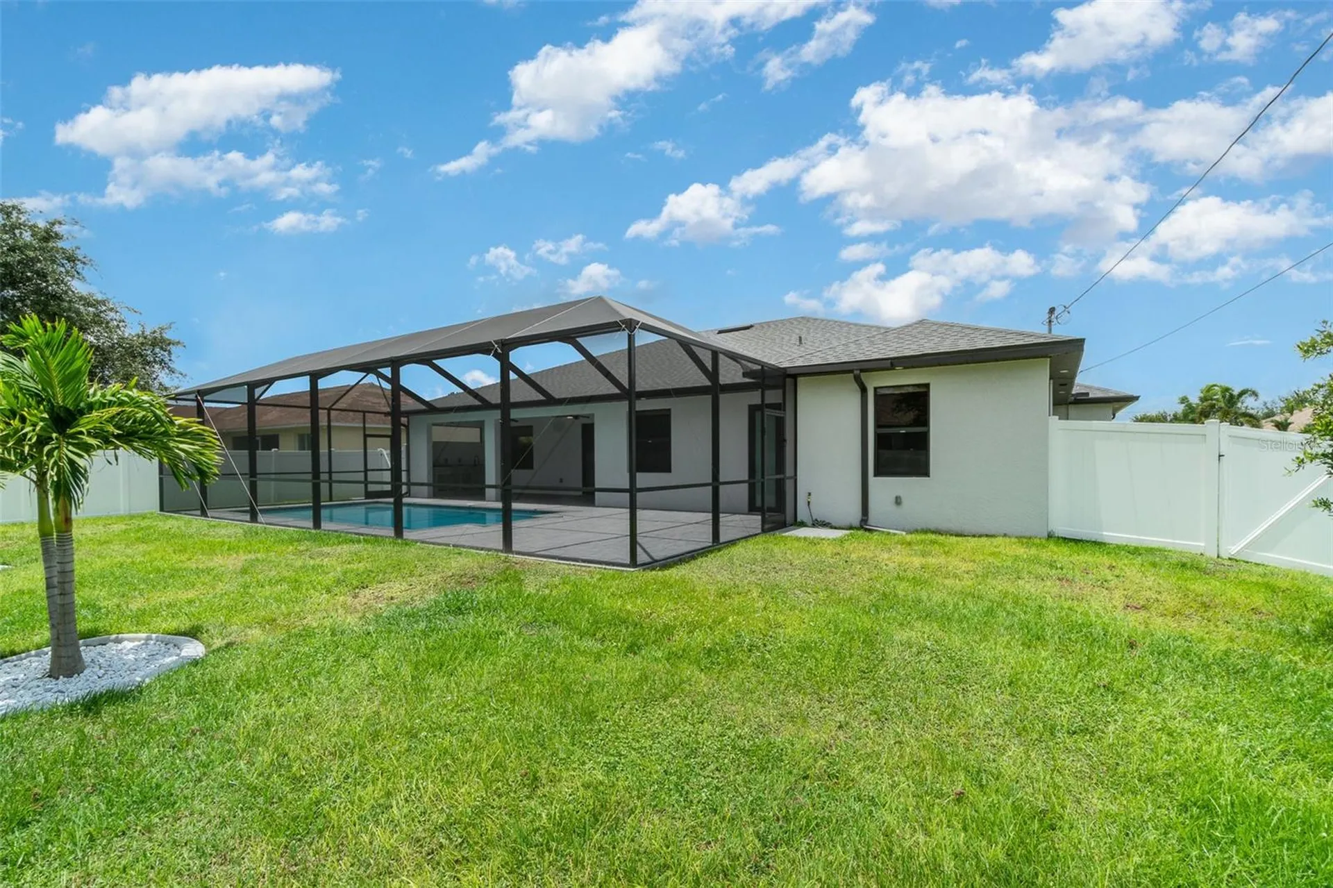 1406 SW 13th Street Cape Coral FL 33991