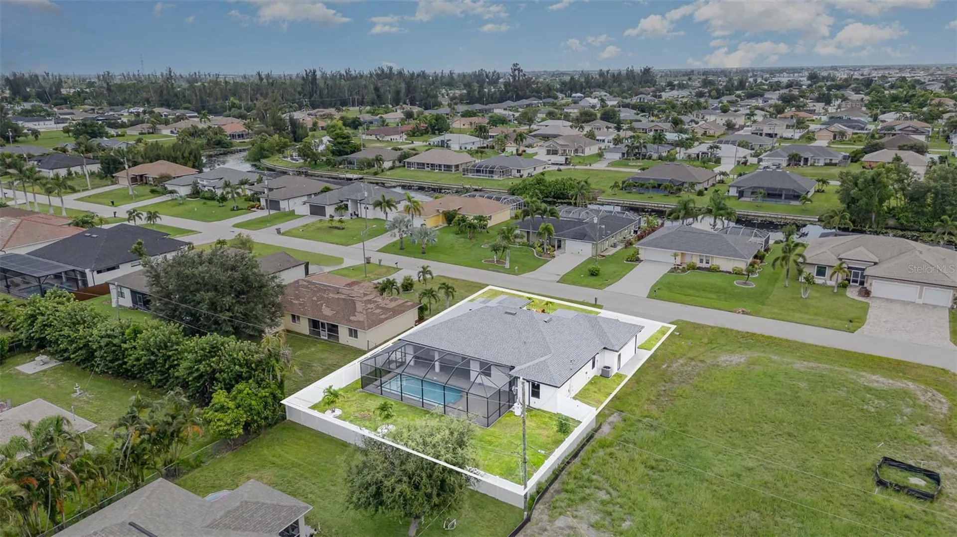 1406 SW 13th Street Cape Coral FL 33991