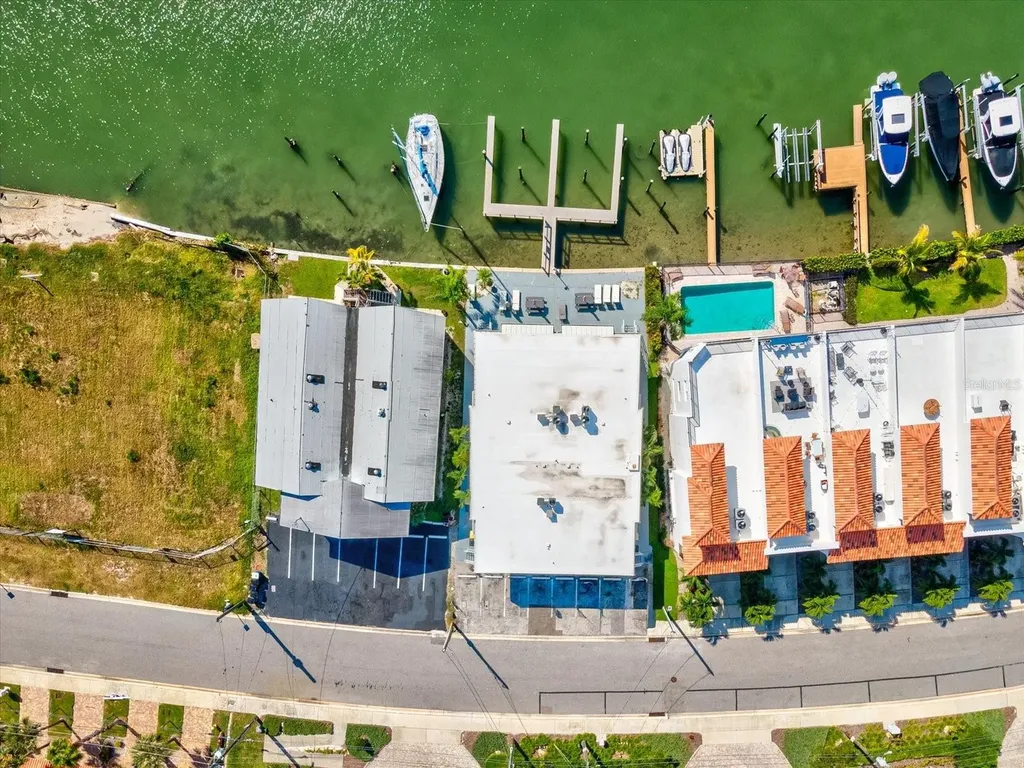 185 Brightwater Drive Clearwater Beach FL 33767