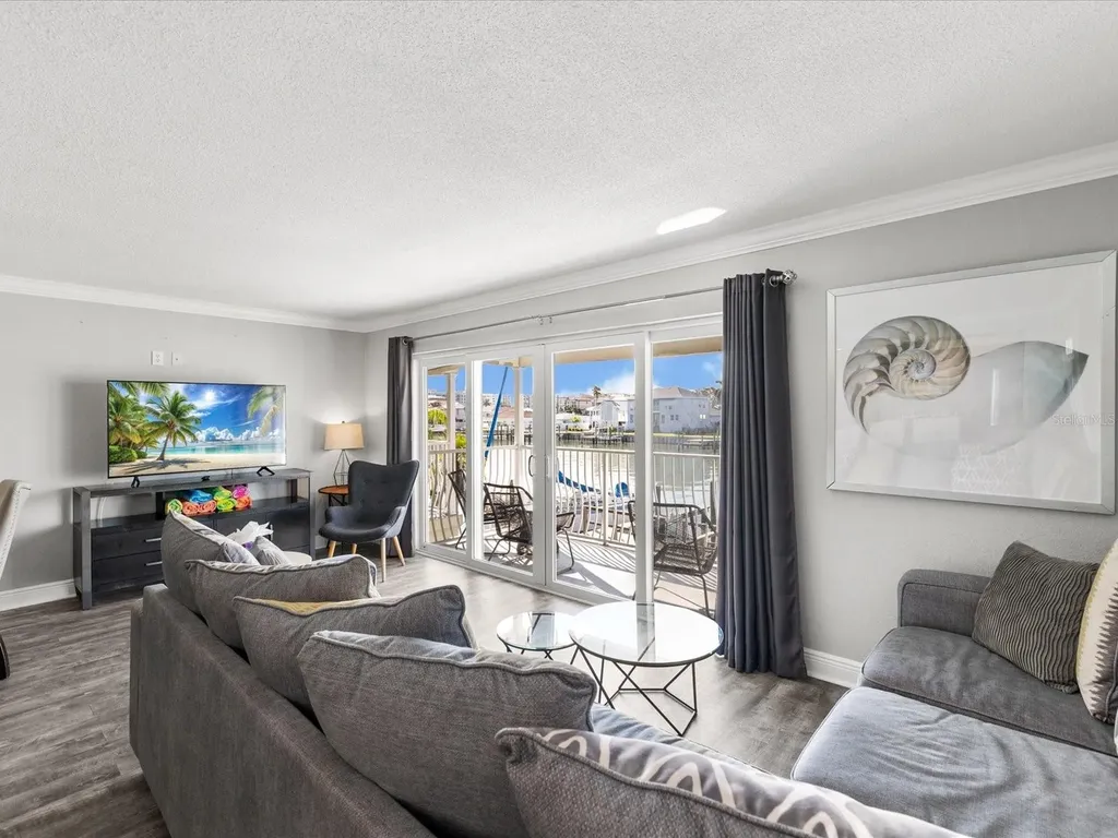 185 Brightwater Drive Clearwater Beach FL 33767