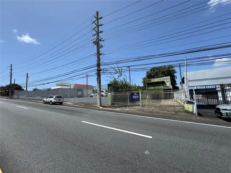 Carr 2 Barrio Hato Tejas Bayamon PR 00961