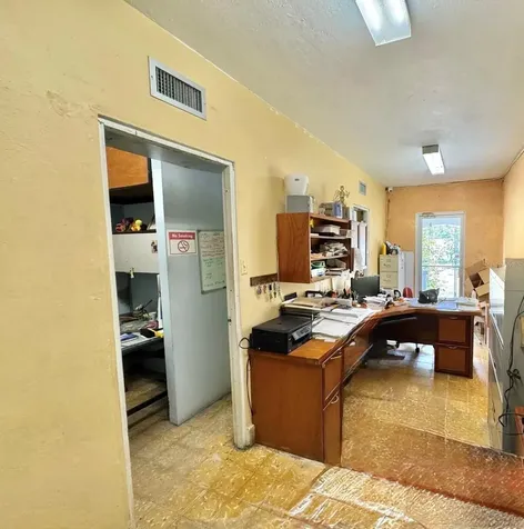 Carr 2 Barrio Hato Tejas Bayamon PR 00961