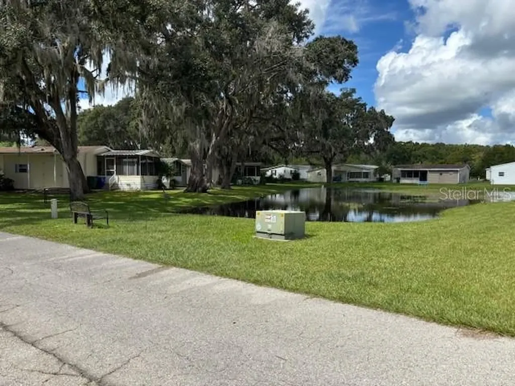 605 Sunnyside Drive Wildwood FL 34785