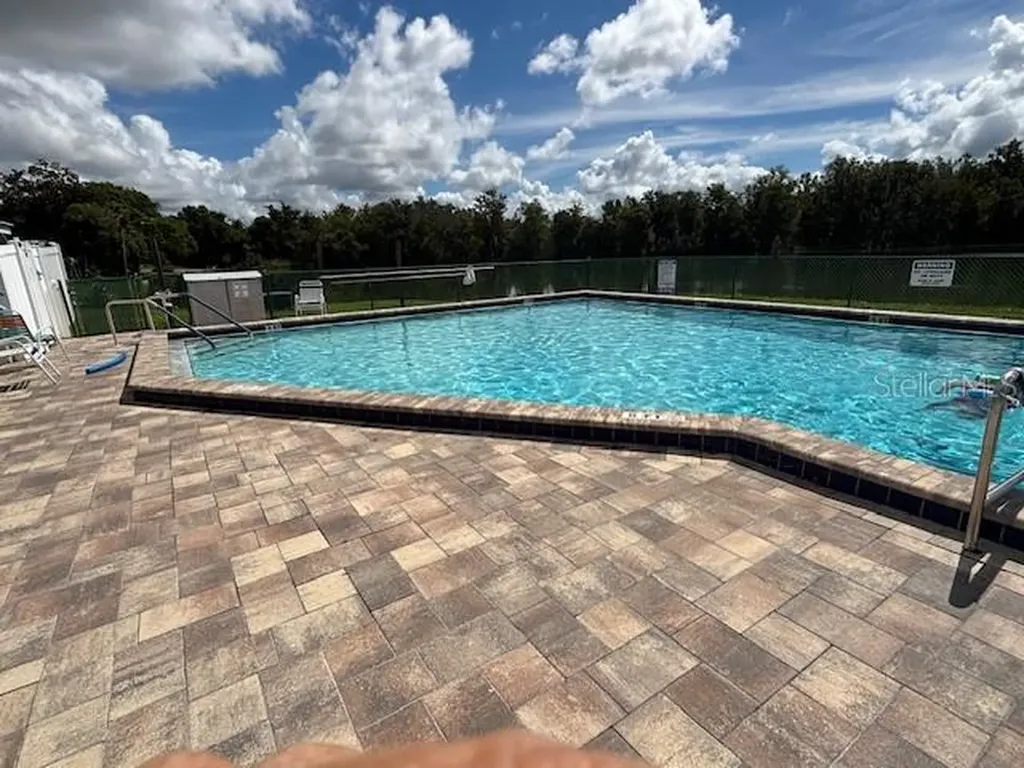 605 Sunnyside Drive Wildwood FL 34785