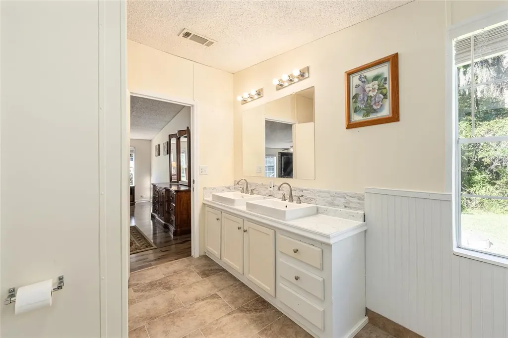 12444 N Us Highway 27 Ocala FL 34482
