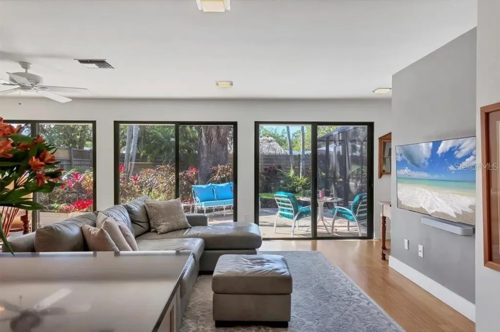 1610 S Lake Shore Drive Sarasota FL 34231