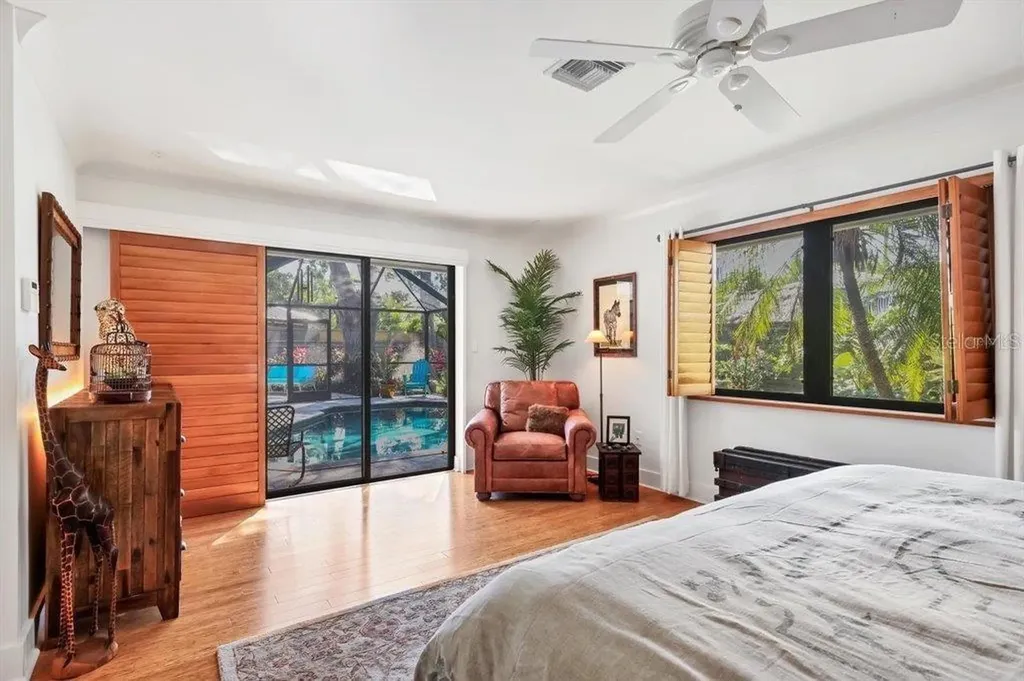 1610 S Lake Shore Drive Sarasota FL 34231