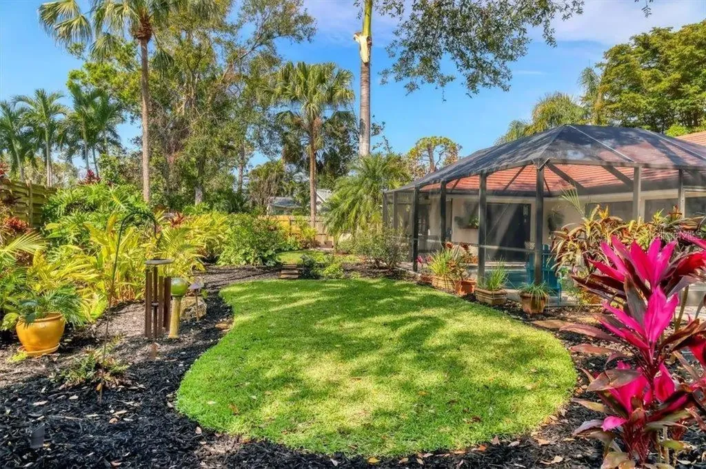 1610 S Lake Shore Drive Sarasota FL 34231