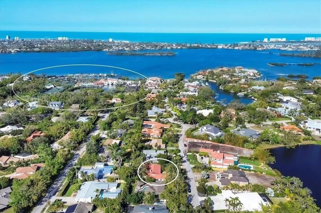 1610 S Lake Shore Drive Sarasota FL 34231