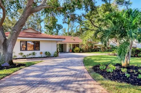1610 S Lake Shore Drive Sarasota FL 34231