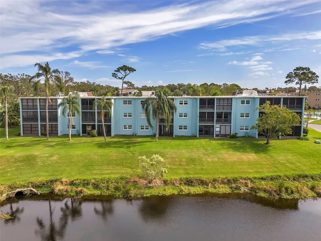 1430 Heather Ridge Boulevard Dunedin FL 34698