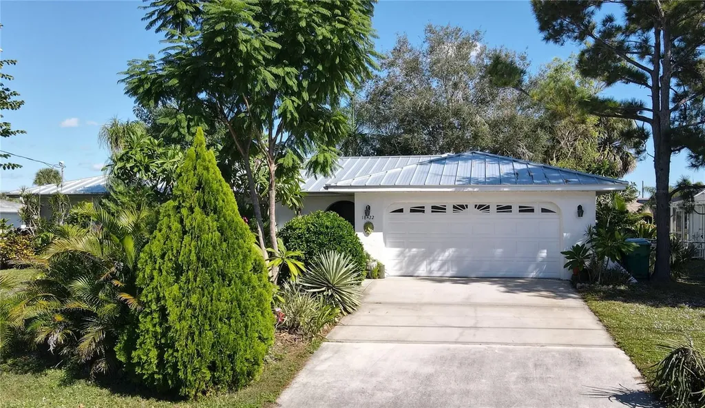 18422 Burkholder Circle Port Charlotte FL 33948