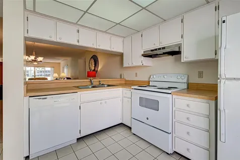 314 Cerromar Way N Venice FL 34293