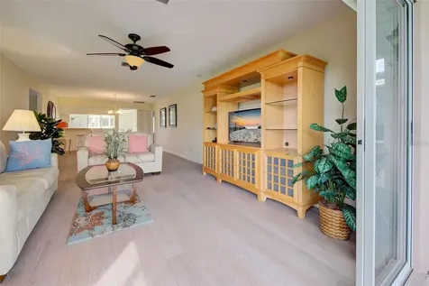 314 Cerromar Way N Venice FL 34293