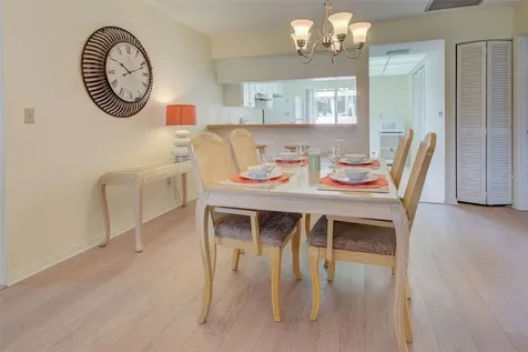 314 Cerromar Way N Venice FL 34293