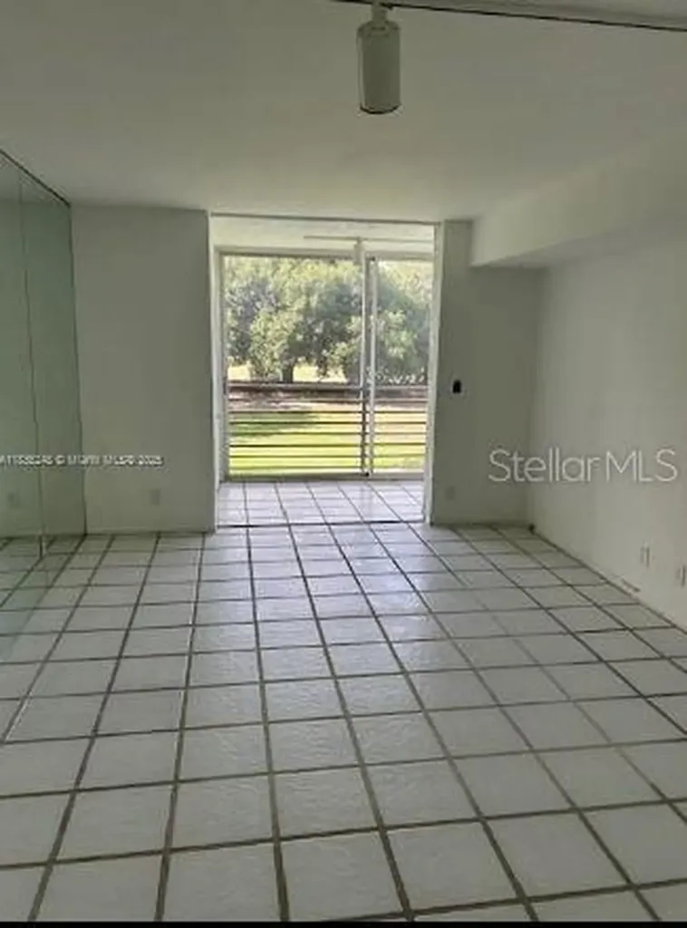 3503 Oaks Way Pompano Beach FL 33069