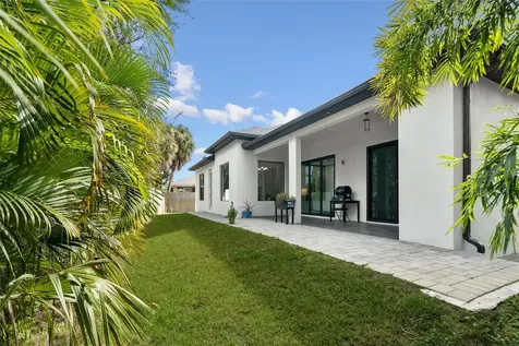 380 Cowry Road Venice FL 34293