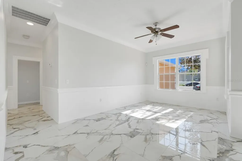 206 Redwood Bark Trail Kissimmee FL 34758