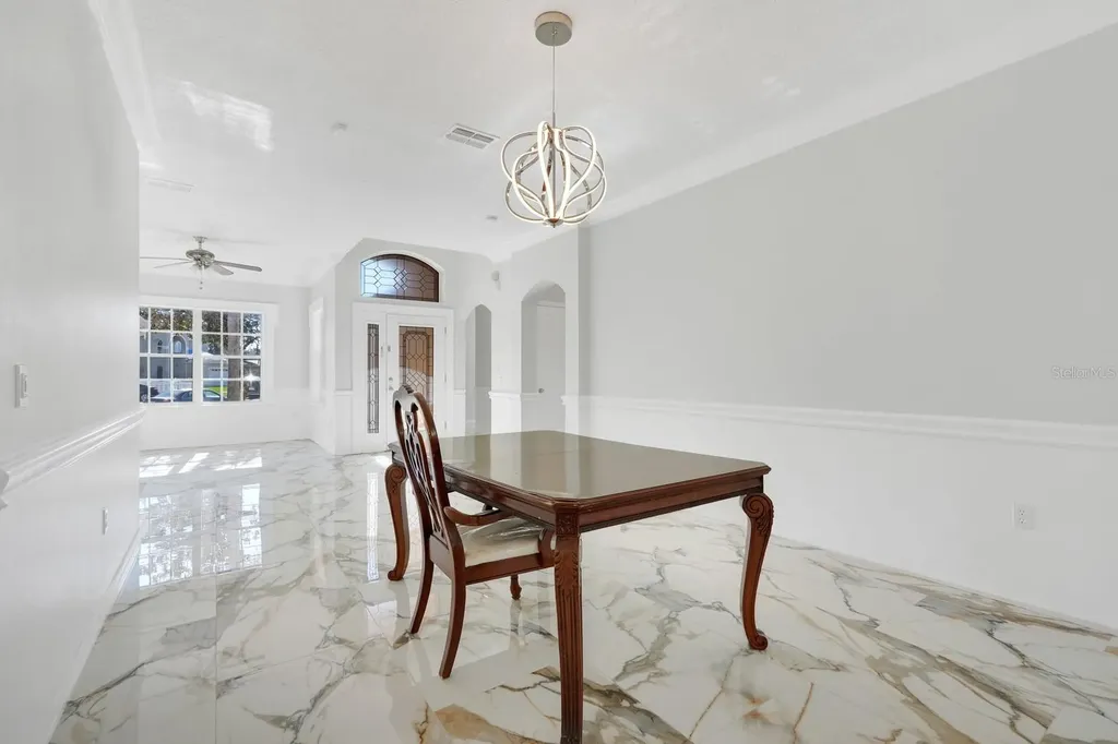 206 Redwood Bark Trail Kissimmee FL 34758