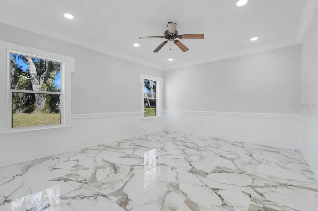 206 Redwood Bark Trail Kissimmee FL 34758