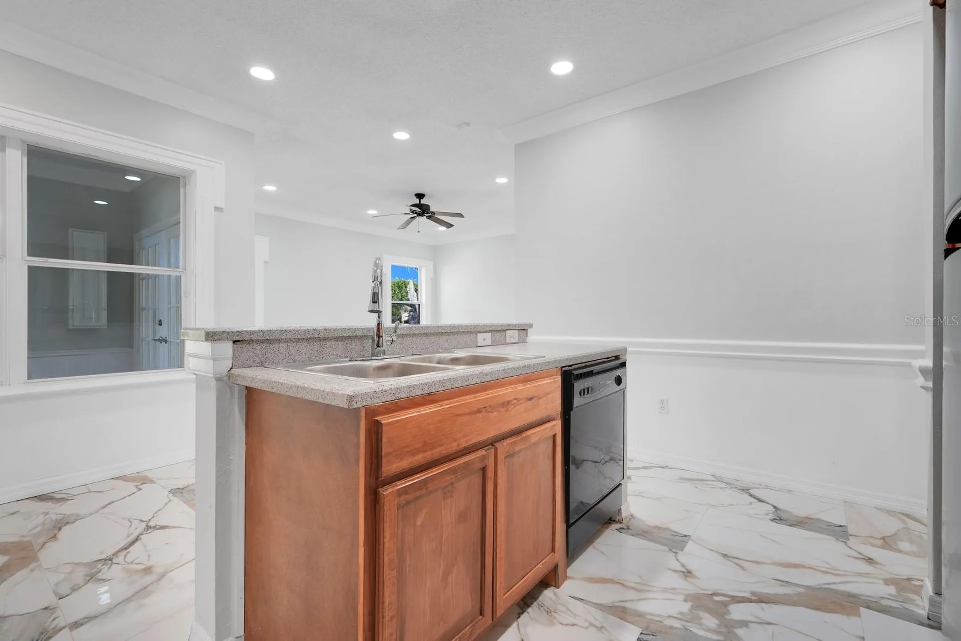 206 Redwood Bark Trail Kissimmee FL 34758