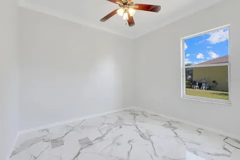206 Redwood Bark Trail Kissimmee FL 34758