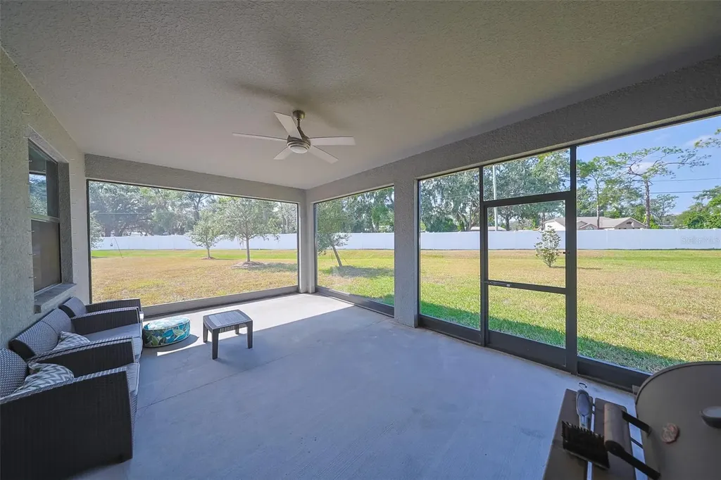 130 Azul Drive Seffner FL 33584