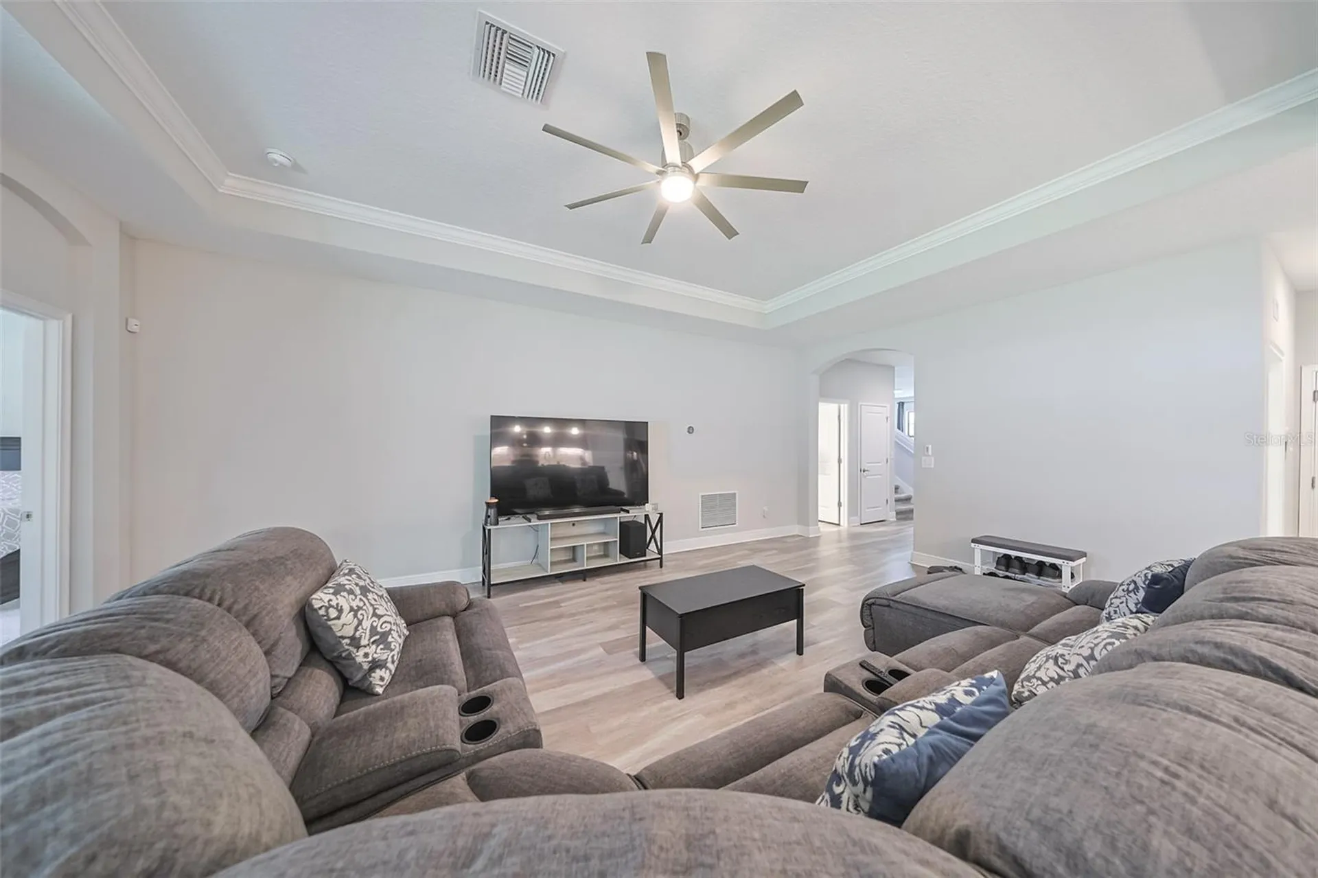 130 Azul Drive Seffner FL 33584