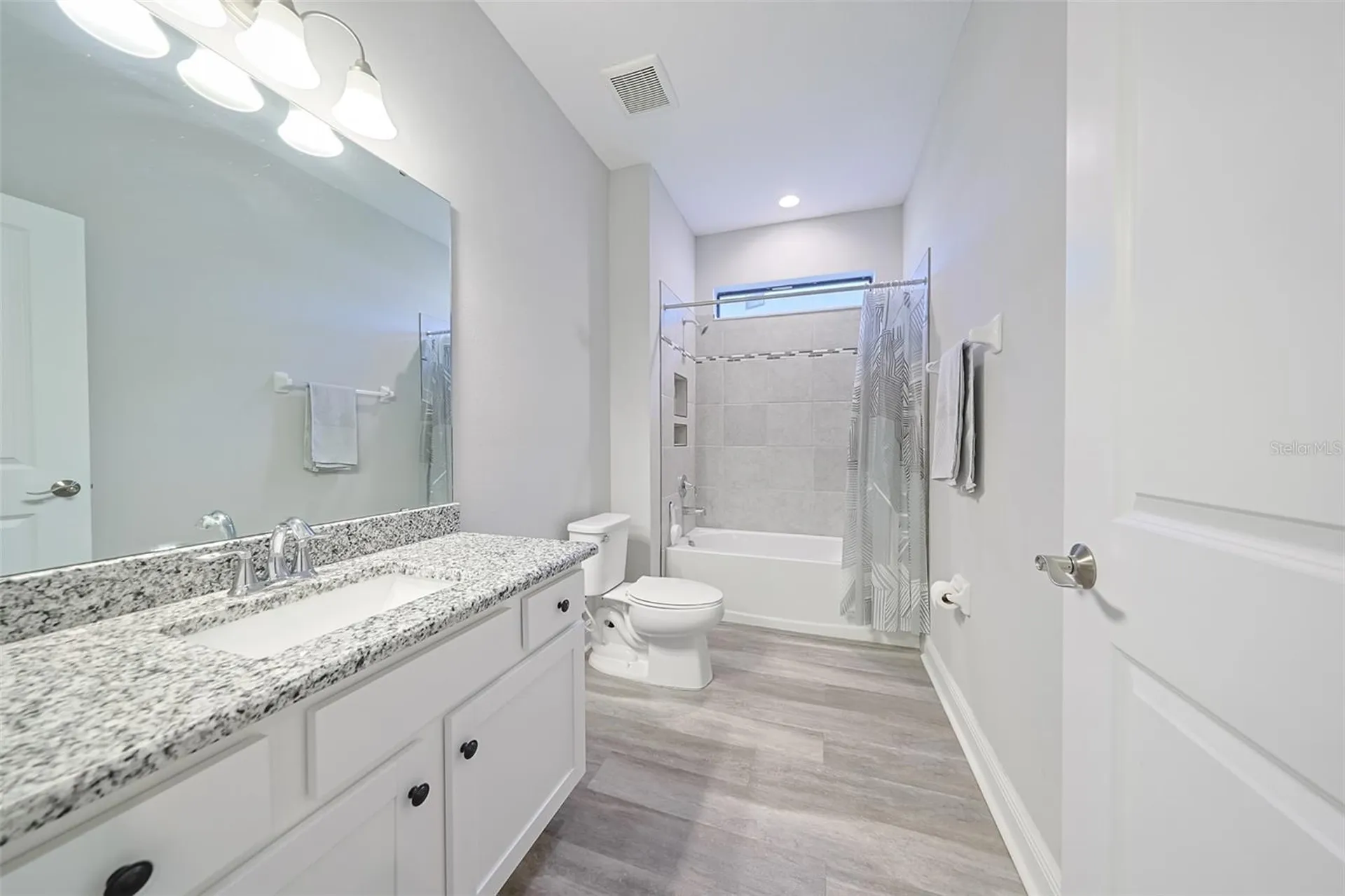 130 Azul Drive Seffner FL 33584