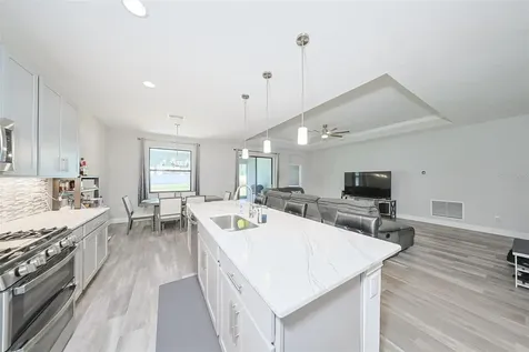 130 Azul Drive Seffner FL 33584