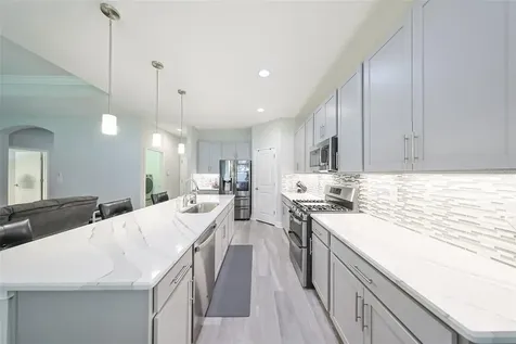 130 Azul Drive Seffner FL 33584